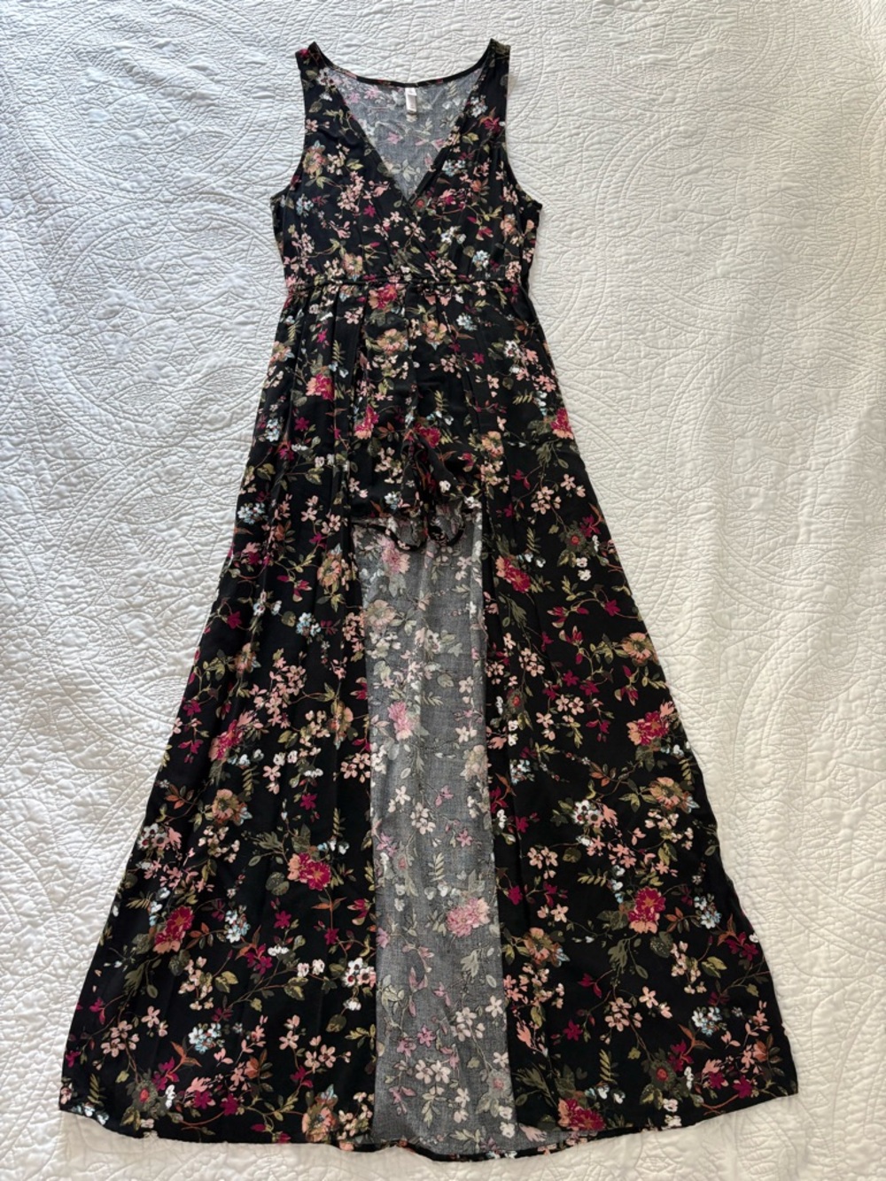 Xhilaration Floral Romper Dress Women’s Medium Black Skirt Overlay Shorts Boho